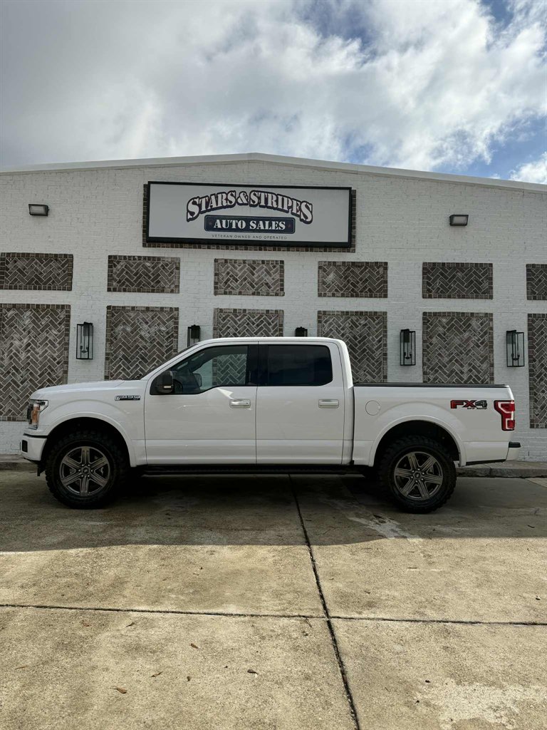 2020 Ford F-150 XLT's photo