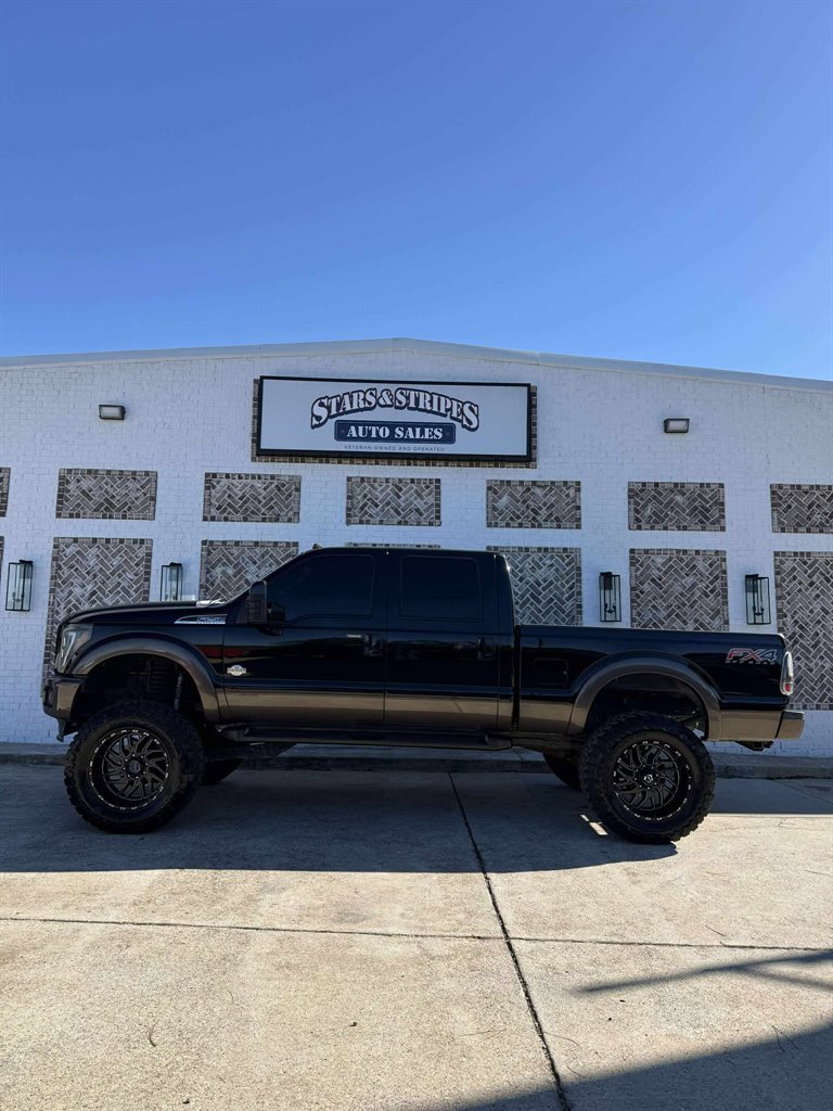 2016 Ford F-250 Super Duty Lariat's photo
