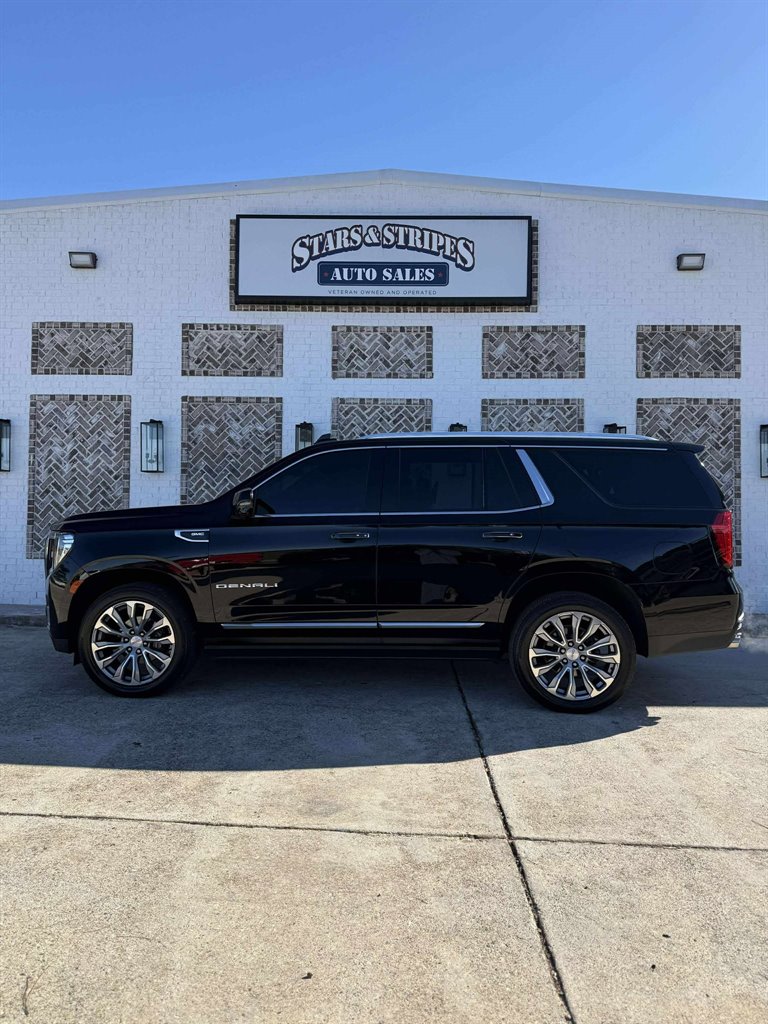 2021 GMC Yukon Denali's photo