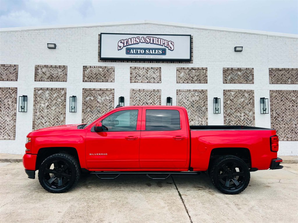 2017 Chevrolet Silverado 1500 LT Z71 4X4 Crew Cab Short Box's photo