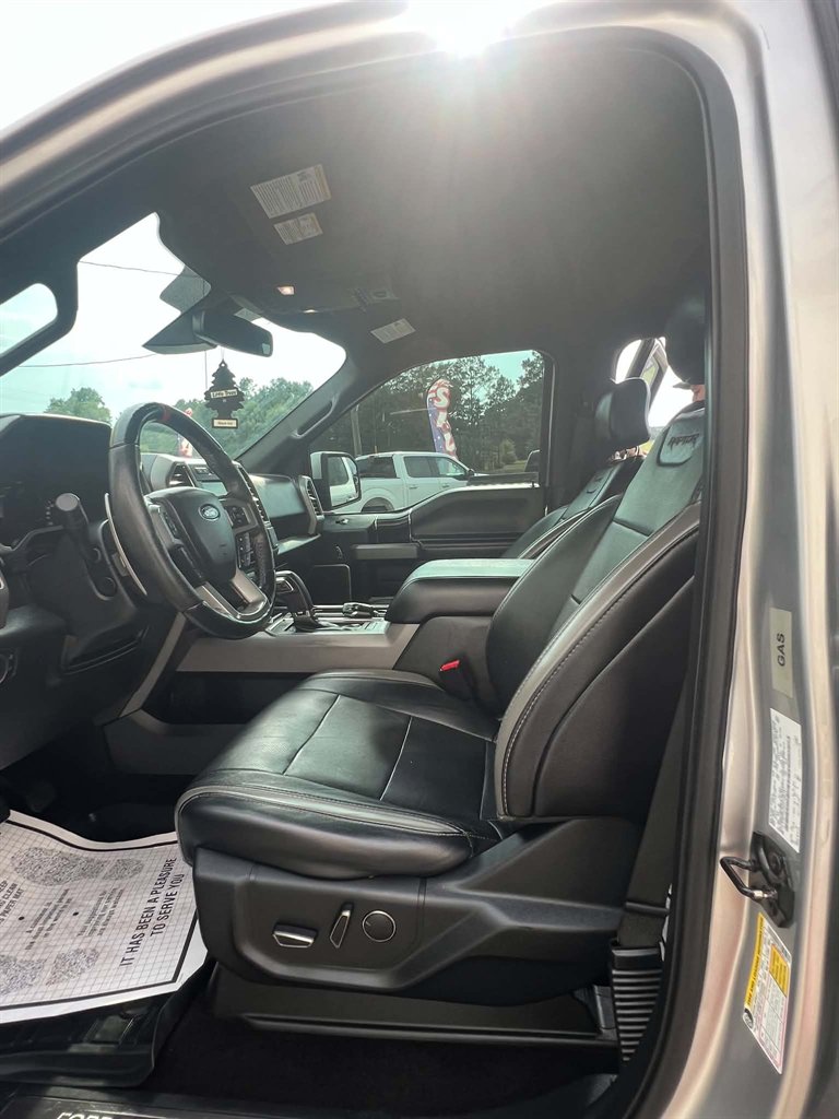2017 Ford F-150 Raptor - Photo 9