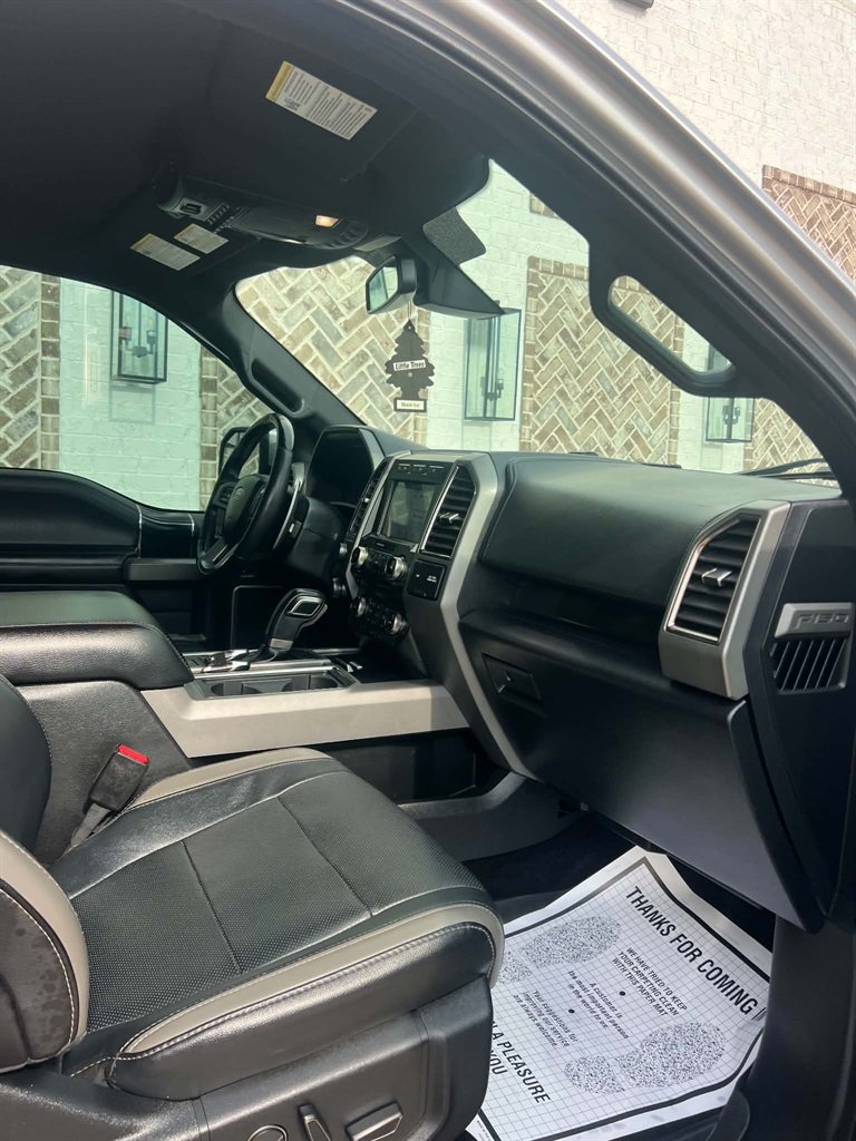 2017 Ford F-150 Raptor - Photo 16